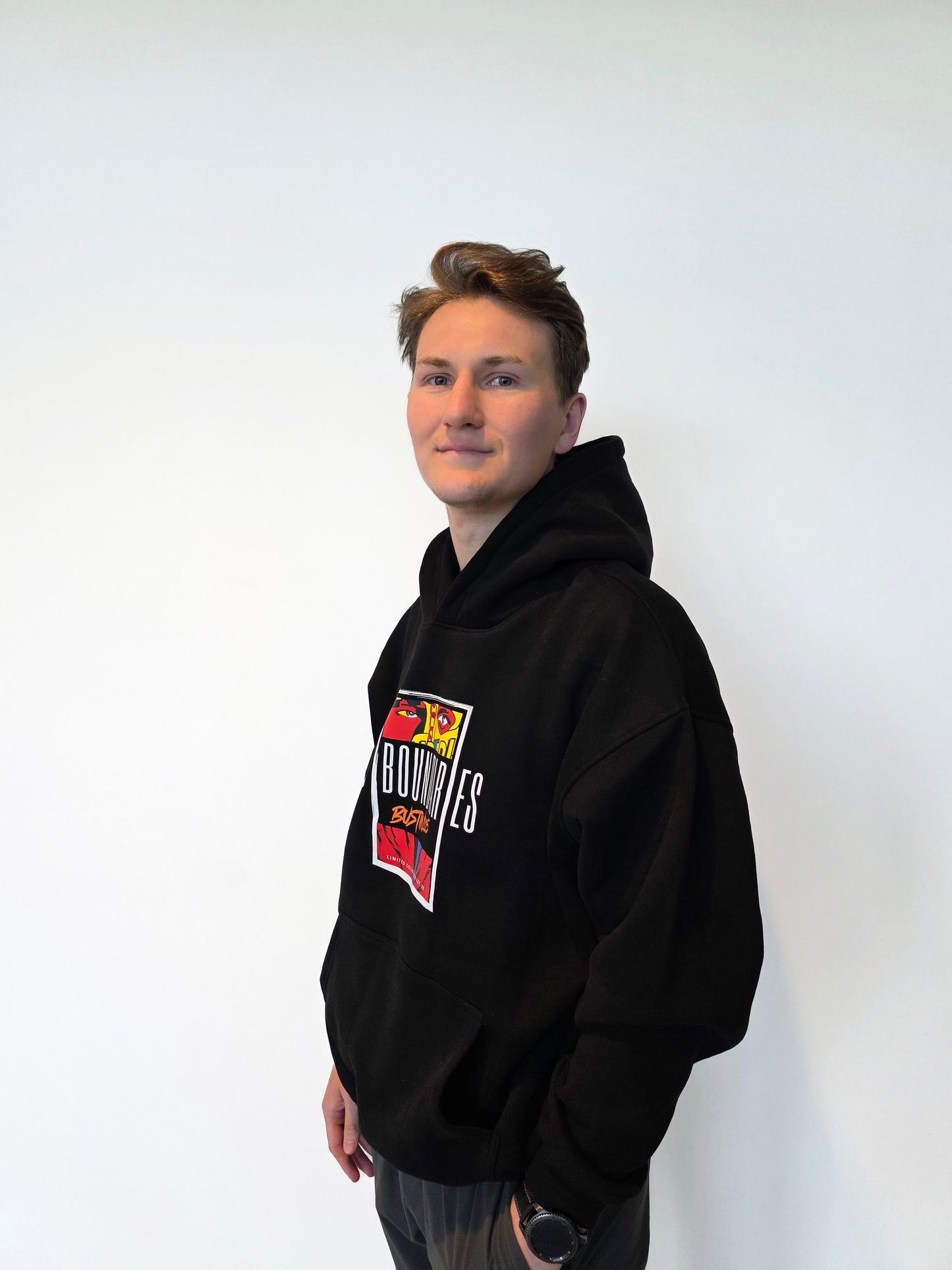 No boundaries Signature hoodie Unisex